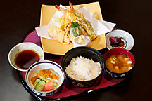 和食レストラン月