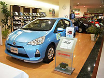 Toyota1_web_2 千葉トヨタサンモールスタジオ1